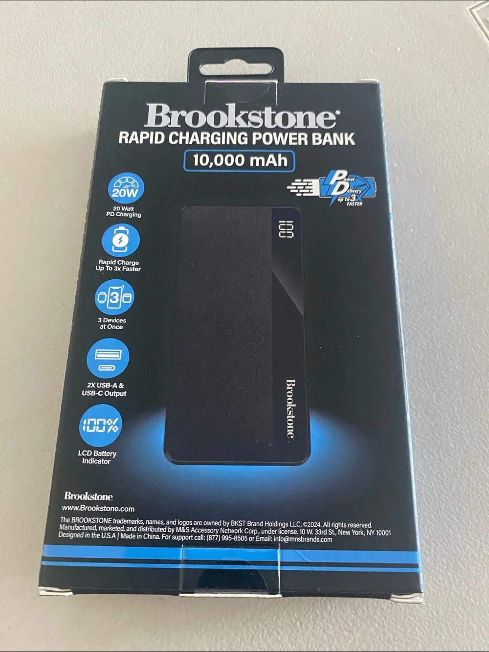 20W Brookstone Black Rapid Charging Power Bank 10,000 mAh